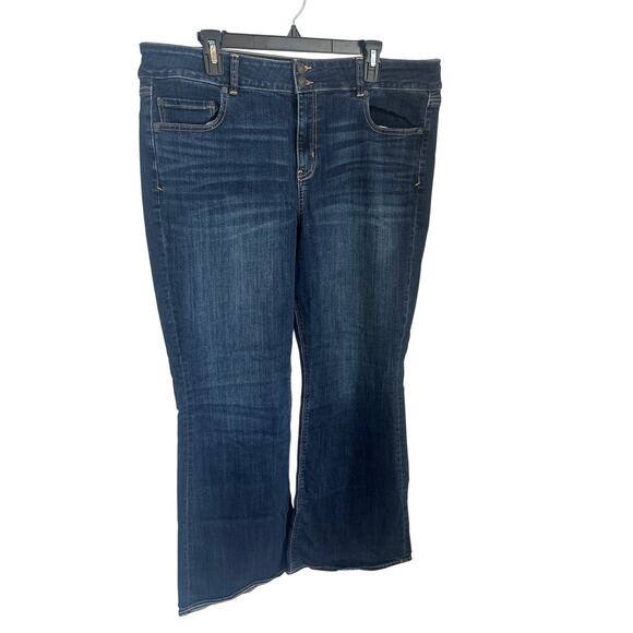American Eagle Jean Artist Flare size 20 Dark Wash - Picture 1 of 9